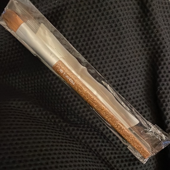 Aveda Flax Sticks make up brush #8 BRAND NEW! - Picture 2 of 2